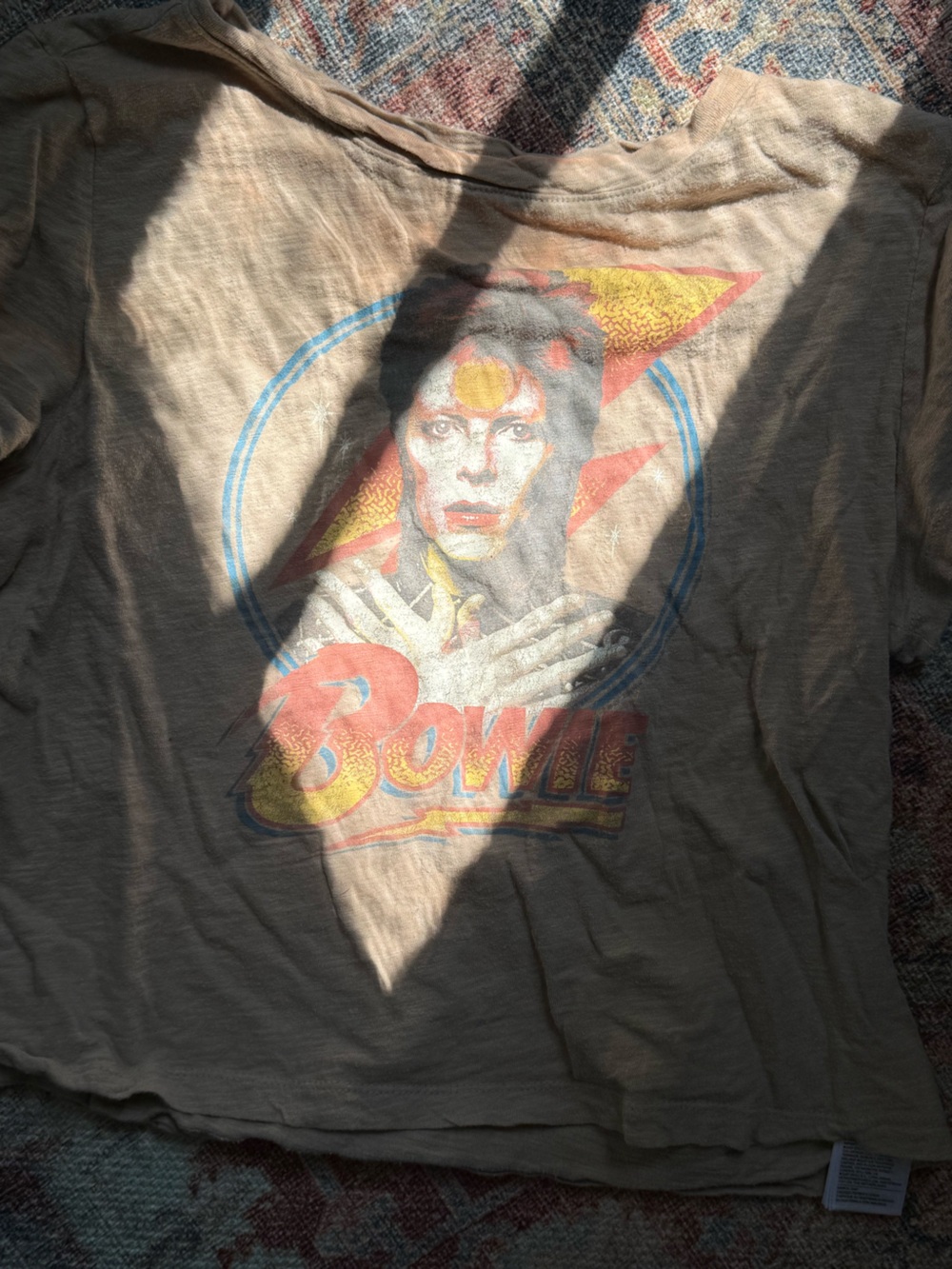 GAP Beige David Bowie Cropped Graphic Tee